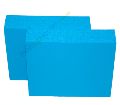 Deep cold rubber insulation board